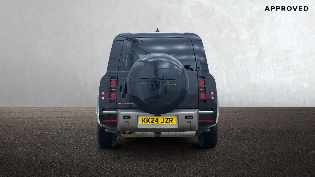 Land Rover Defender 130 D350 X-dynamic Hse Santorini Black Black #6