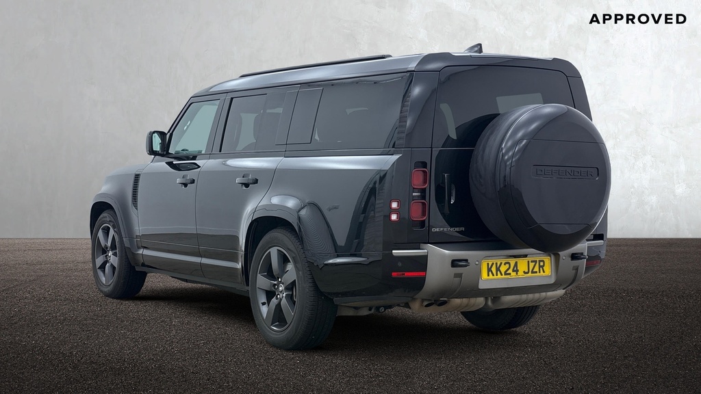 Land Rover Defender 130 D350 X-dynamic Hse Santorini Black Black #2