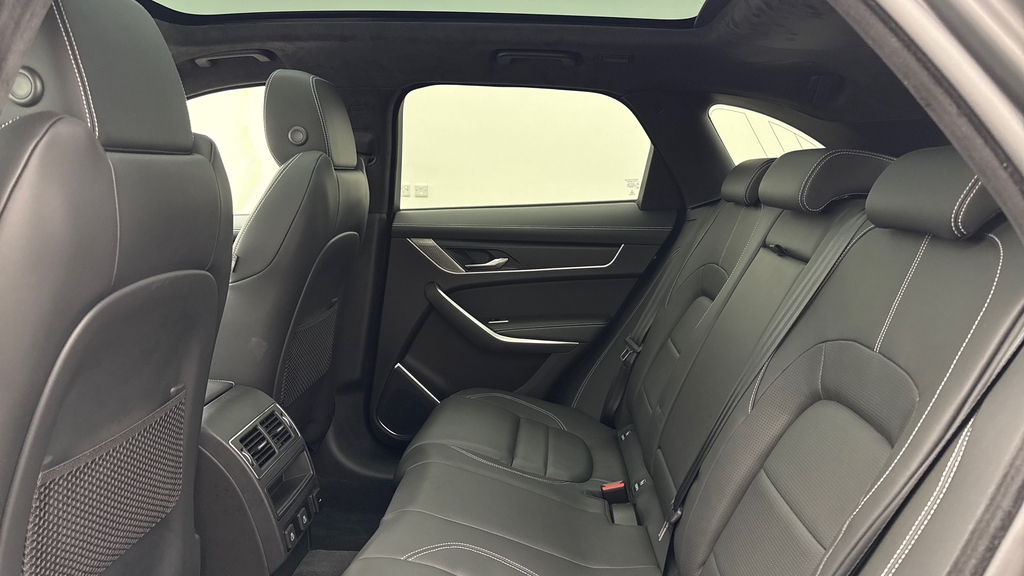 Jaguar F-Pace D200 R-dynamic Hse Black 90Th Anniversary Edition KS74ZBY Grey #4