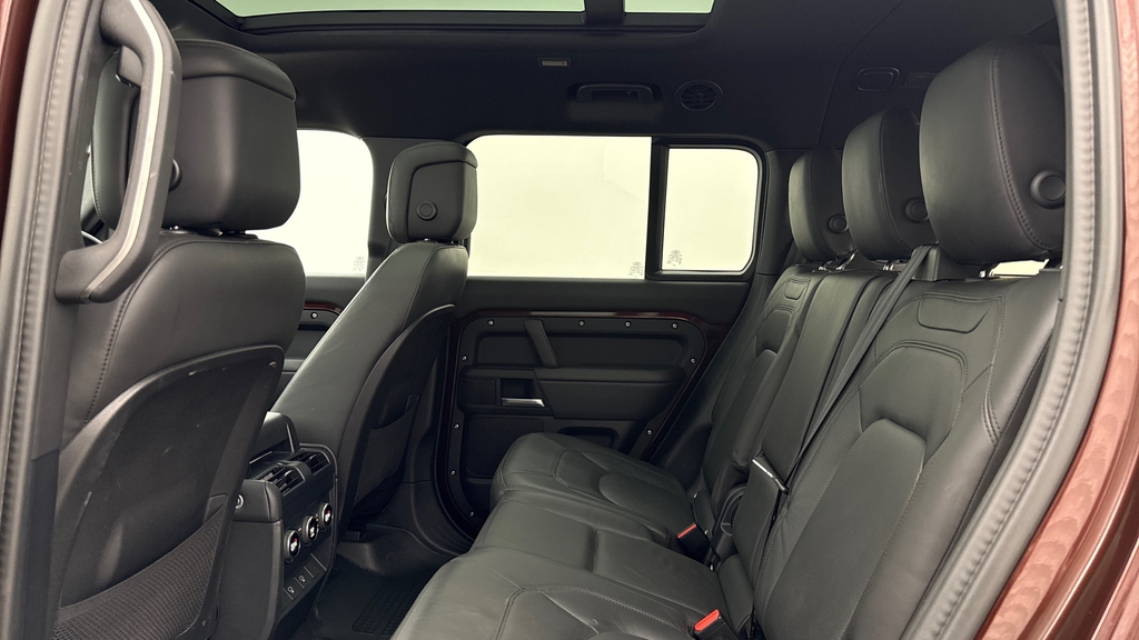 Land Rover Defender 130 D350 X-dynamic Hse Sedona Red Red #4