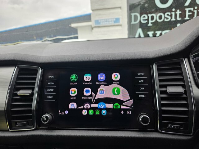 Skoda Kodiaq Tsi Act Se Suv BJ19VWH Black #2