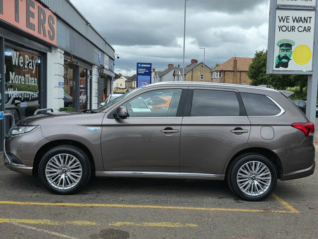 Mitsubishi Outlander Twinmotor 13.8Kwh Juro Suv WT19MYC Brown #5