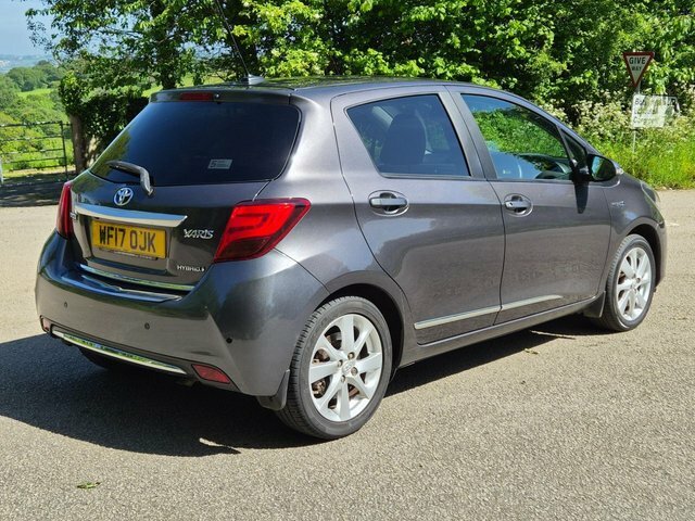 Toyota Yaris 2017 1.5 Vvt-h Excel Hatchback Hybrid E WF17OJK Grey #3