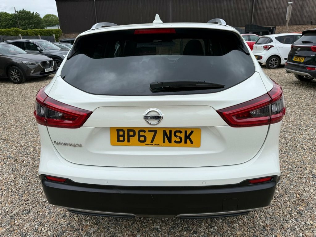 Nissan Qashqai 1.5L Tekna BP67NSK White #6