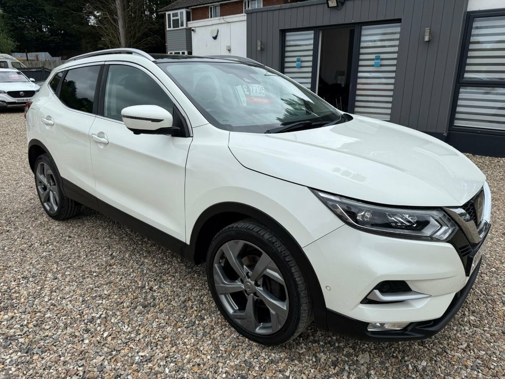 Nissan Qashqai 1.5L Tekna BP67NSK White #2