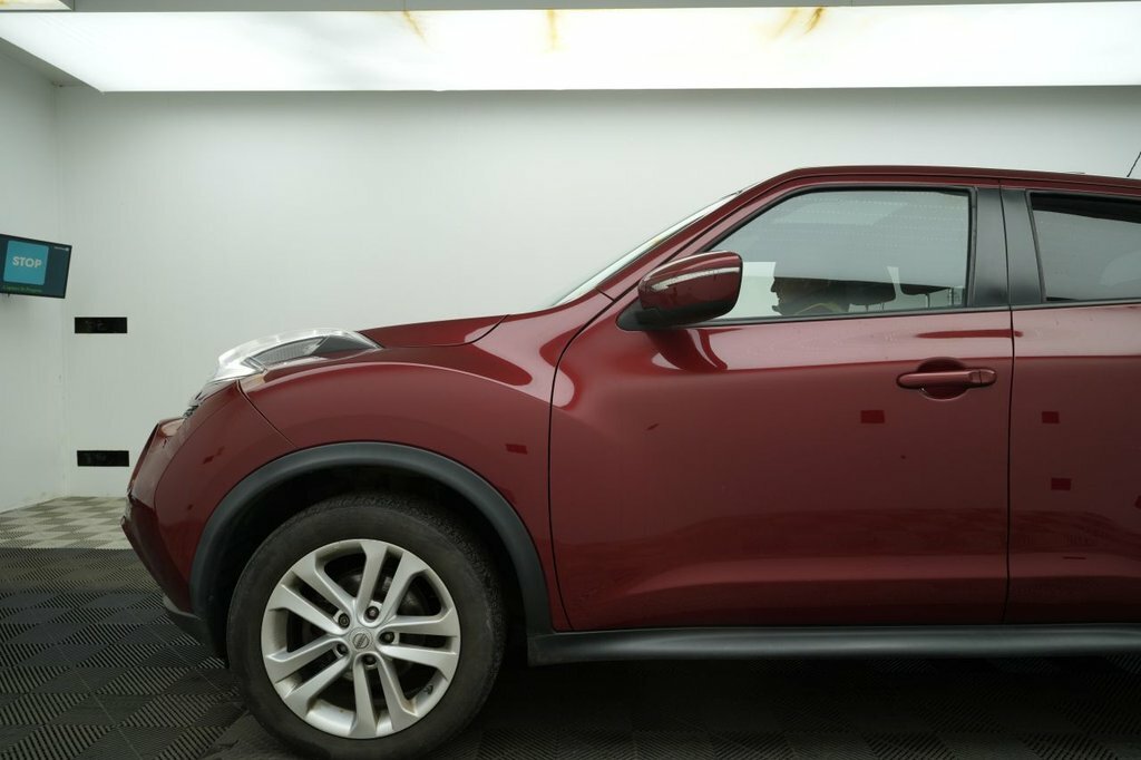 Nissan Juke 1.5L Acenta Premium DN64RVF Red #4