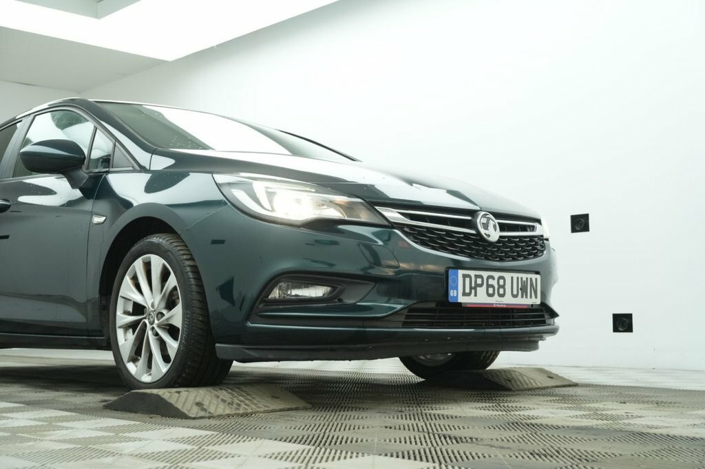 Vauxhall Astra 1L Tech Line Nav DP68UWN Green #5