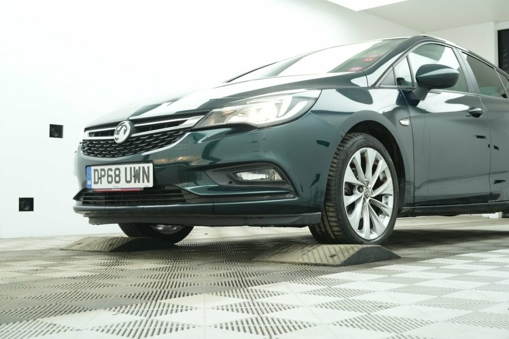 Vauxhall Astra 1L Tech Line Nav DP68UWN Green #6