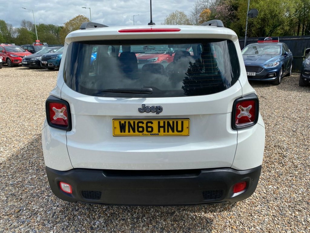 Jeep Renegade 1.4L Longitude White #6