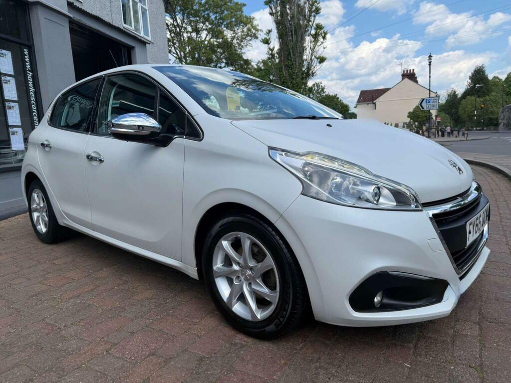 Peugeot 208 Hatchback 1.6 Bluehdi Active Euro 6 Ss 201 FY66OCN White #4