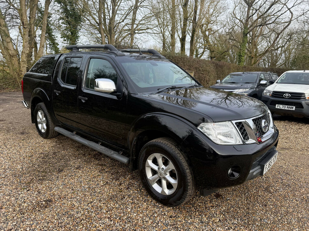 Nissan Navara Double Cab Pick Up Tekna 2.5Dci 190 4Wd Pick Up Di Black #3