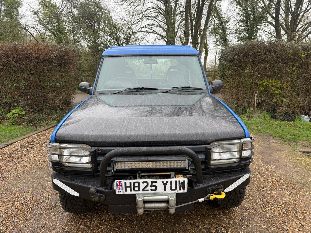 Land Rover Discovery 3 .5 V8i Estate Blue #2