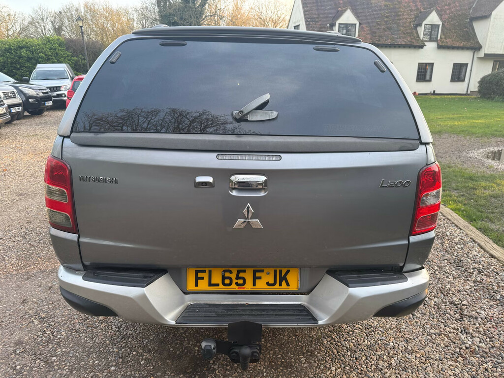 Mitsubishi L200 Double Cab Di-d 178 Warrior 4Wd Pick Up Man FL65FJK Grey #5