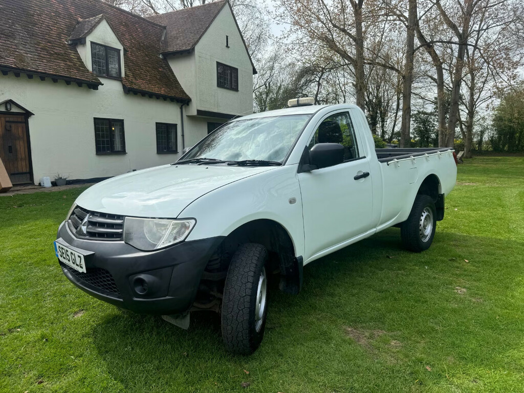 Mitsubishi L200 Pick Up Di-d 4Life 4Wd 134Bhp 2010 Pick Up Diese White
