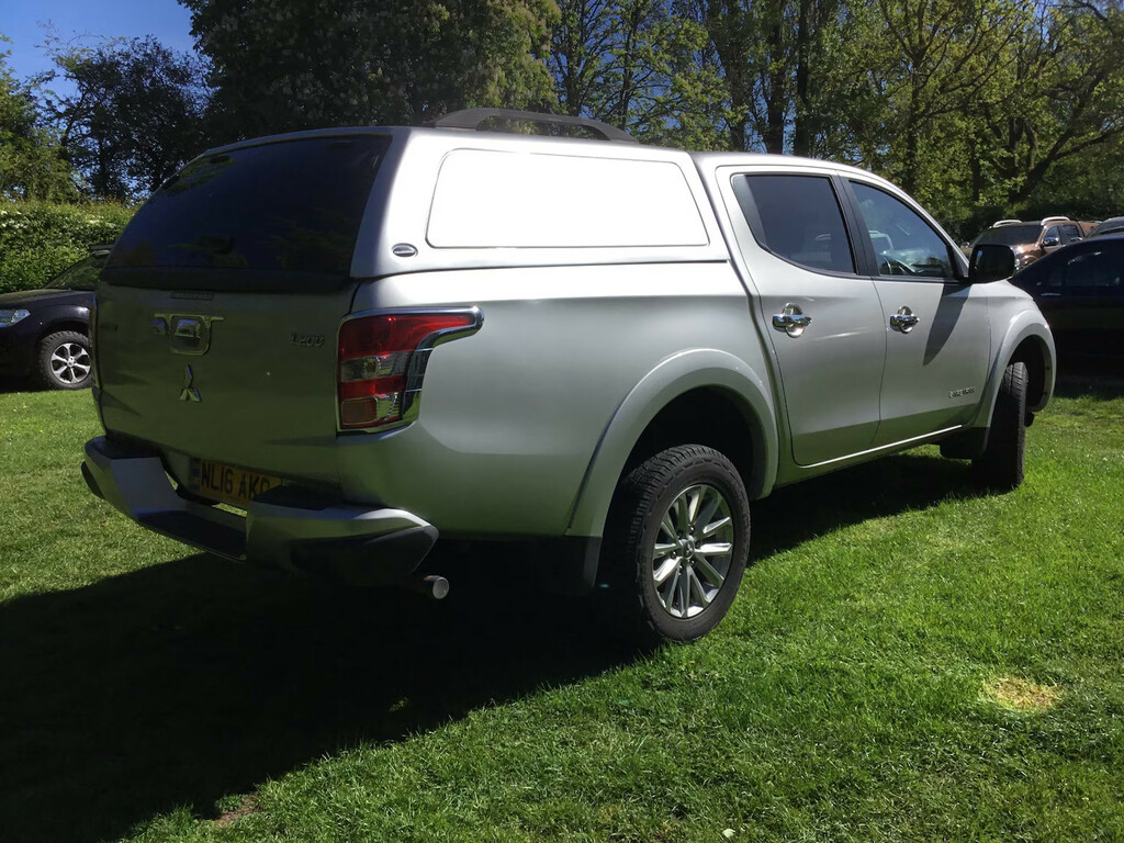 Mitsubishi L200 Double Cab Di-d 178 Barbarian 4Wd Pick Up M NL16AKO Silver #4