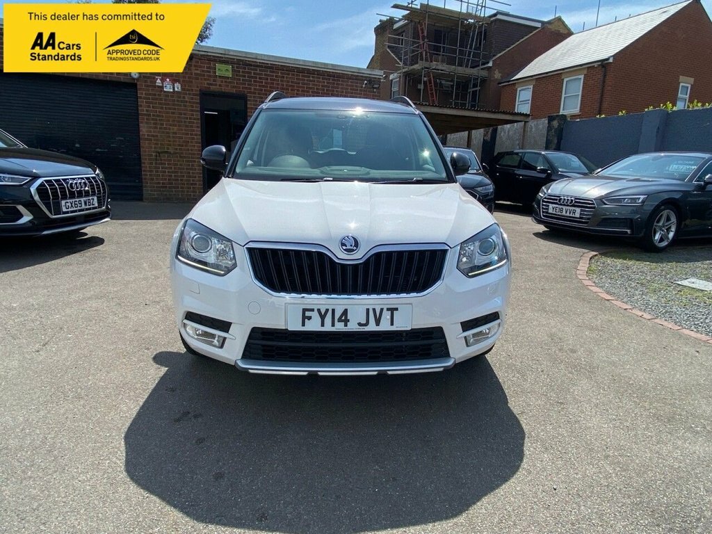 Skoda Yeti 1.2L Elegance FY14JVT White #2