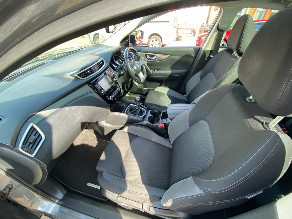 Nissan Qashqai 1.3L N-connecta GU69TGJ Grey #6