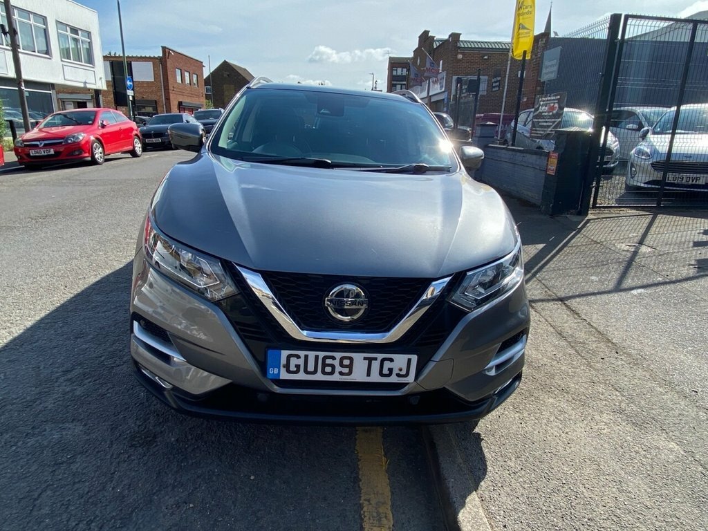 Nissan Qashqai 1.3L N-connecta GU69TGJ Grey #2