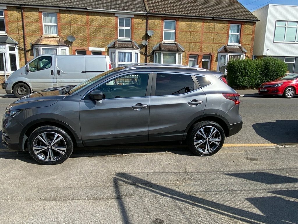 Nissan Qashqai 1.3L N-connecta GU69TGJ Grey #4