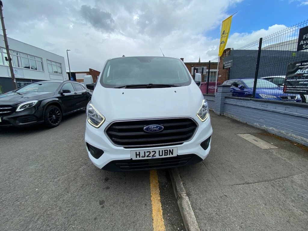 Ford Transit Custom 2L Limited HJ22UBN White #2