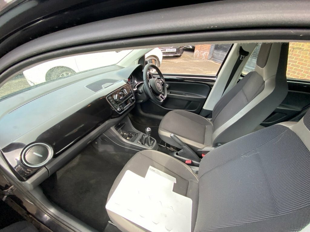 Volkswagen Up 1L High Up LX14OEO Black #5