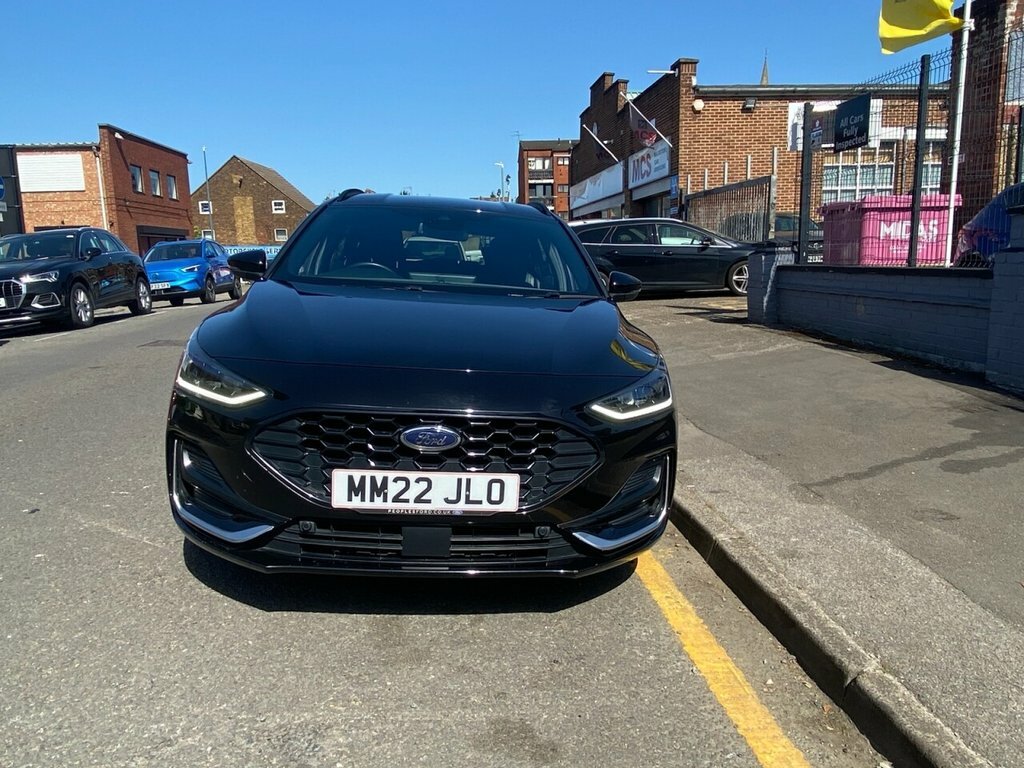 Ford Focus 1L St-line Vignale MM22JLO Black #2