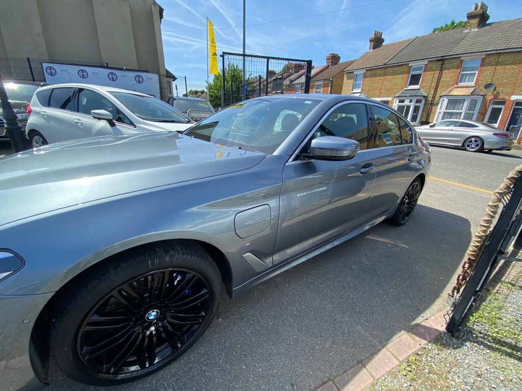 BMW 5 Series 2L M Sport LP69GOC Blue #4