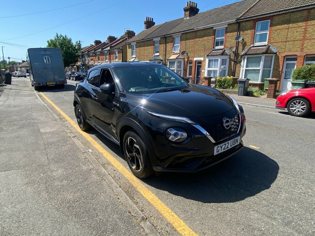Nissan Juke 1.6L N-connecta Black