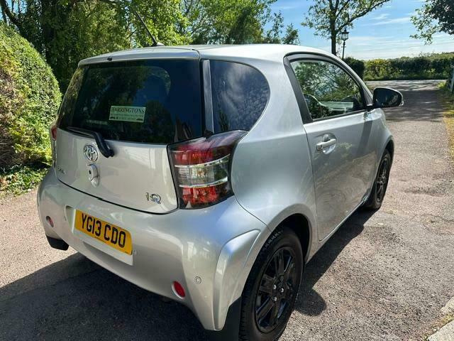 Toyota IQ Vvt-i Iq2 Silver #6