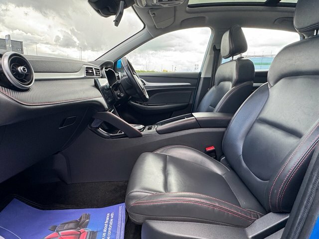 MG ZS Trophy Suv YA71HJD Blue #4