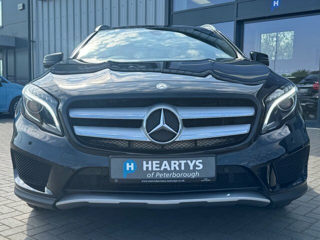 Mercedes-Benz GLA Class Gla200d Amg Line Premium FN66UUC Black #2