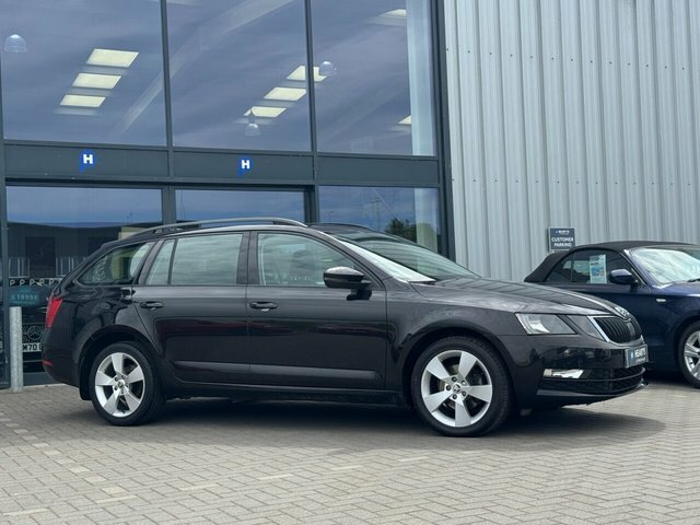 Skoda Octavia Tsi Act Se Drive EU20BKA Black #6