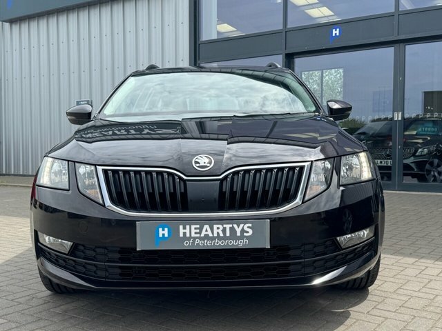 Skoda Octavia Tsi Act Se Drive EU20BKA Black #2
