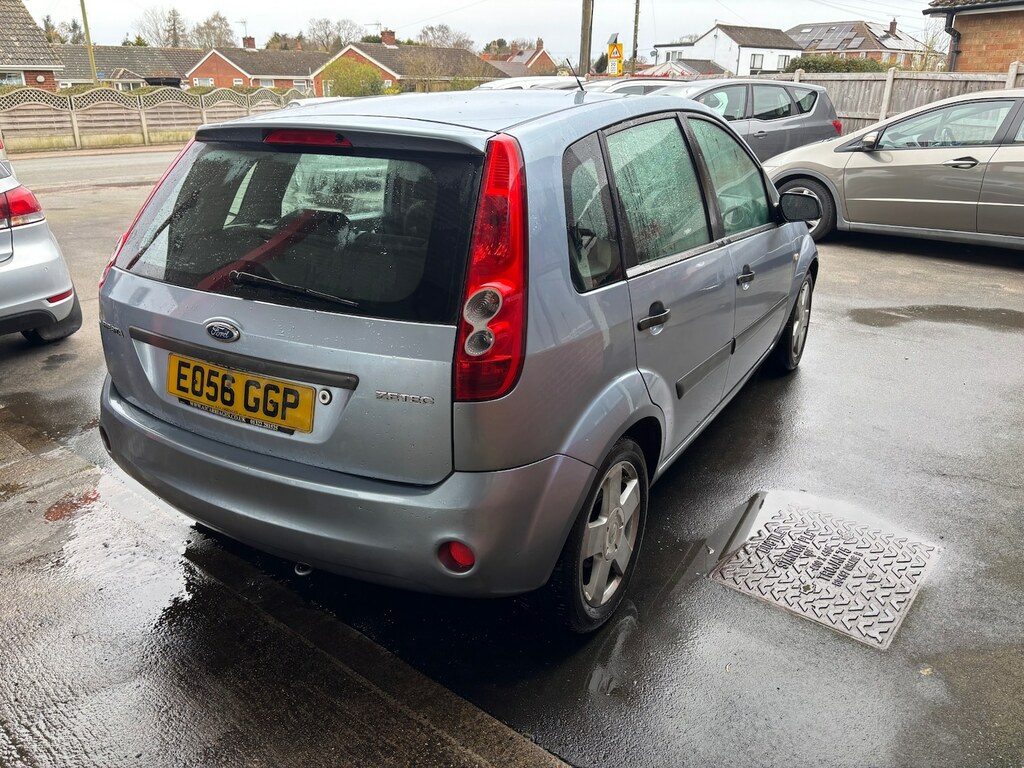 Ford Fiesta 1.4 Zetec Climate Blue #4