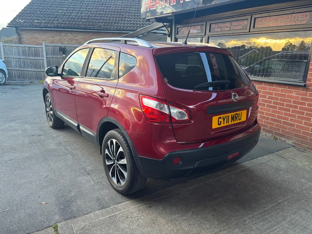 Nissan Qashqai 1.5 Dci 110 N-tec GY11MRU Red #5