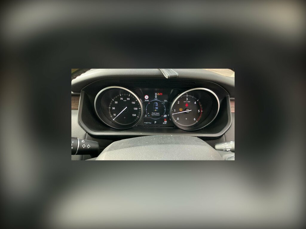 Land Rover Discovery 3.0 Td V6 Hse 4Wd Euro 6 Ss KS67WCW Black #5