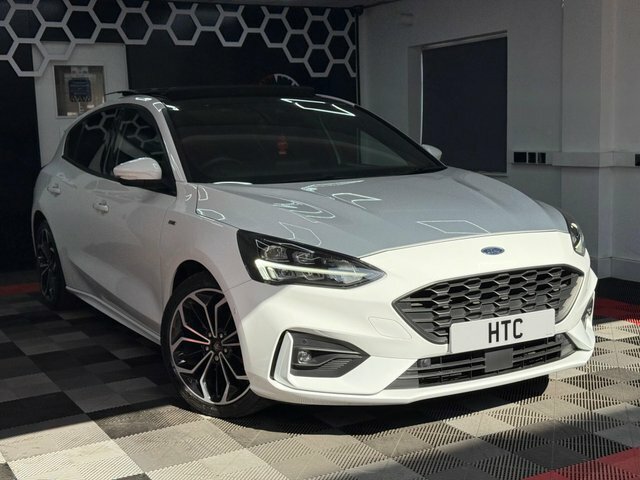 Ford Focus Ecoboost St-line X White