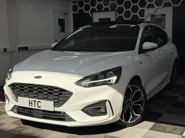 Ford Focus Ecoboost St-line X LV70LZO White #3