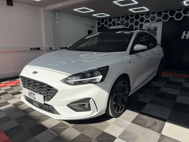 Ford Focus Ecoboost St-line X LV70LZO White #4
