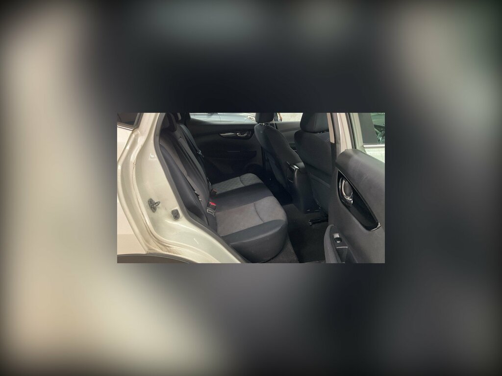 Nissan Qashqai 1.2 Dig-t Acenta Suv 2Wd Euro 5 MT64UUM White #4