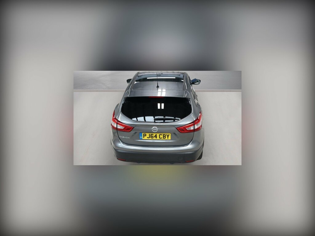 Nissan Qashqai 1.2 Dig-t Acenta Premium Suv 2Wd PJ64CBY Grey #2