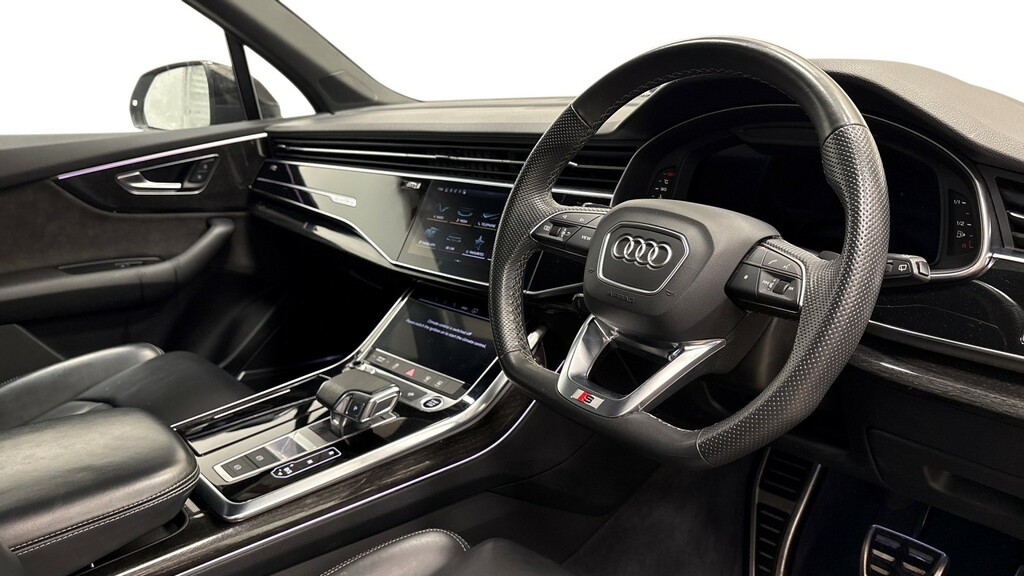 Audi Q7 3.0 Tfsi V6 55 Black Edition RA22XUO White #6