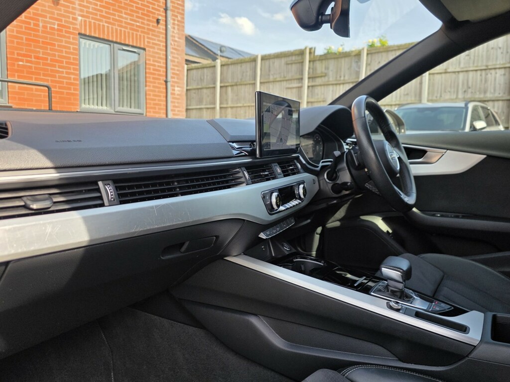 Audi A4 2.0 Tfsi 40 S Line SB22SZF Black #4