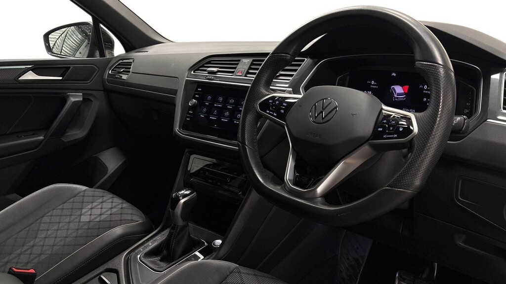 Volkswagen Tiguan 1.5 Tsi Black Edition VO24TXV Grey #5