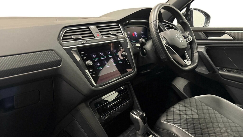 Volkswagen Tiguan 1.5 Tsi Black Edition VO24TXV Grey #2
