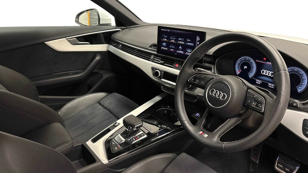 Audi A4 Avant 2.0 Tfsi 40 S Line LM24AAY White #6