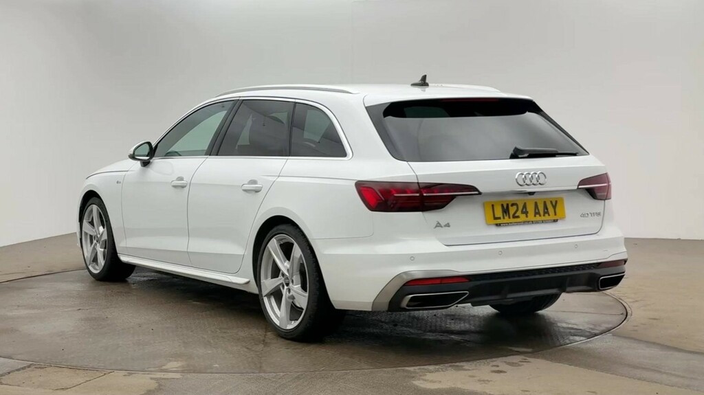 Audi A4 Avant 2.0 Tfsi 40 S Line LM24AAY White #3