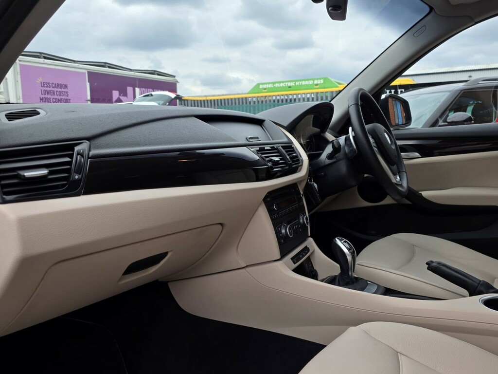 BMW X1 2.0 X1 Xdrive25d Xline White #3