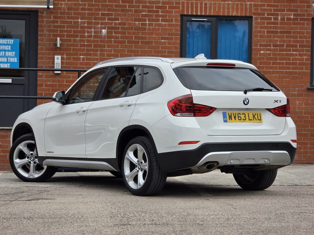 BMW X1 2.0 X1 Xdrive25d Xline White #2
