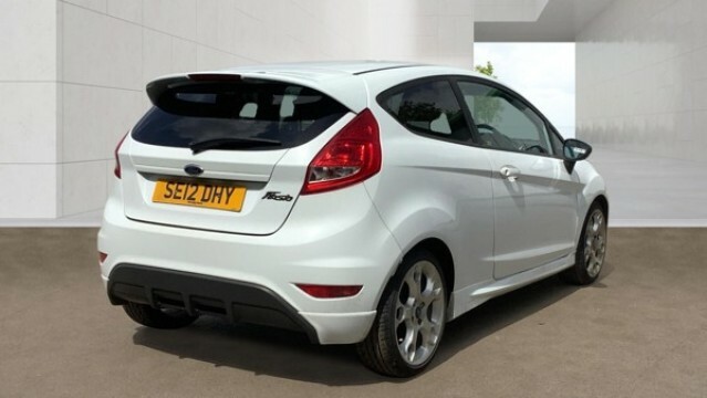 Ford Fiesta 1.6 Zetec S White #4